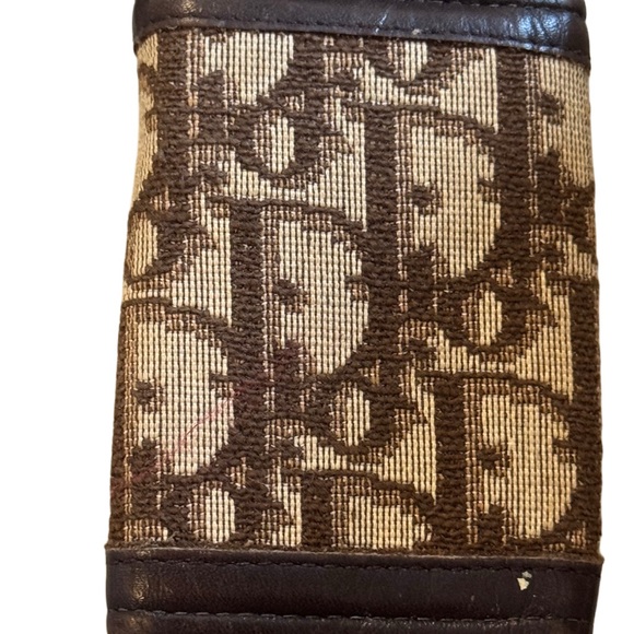 Brown Leather Trimmed Key Holder with 6 Hooks - Picture 3 of 4